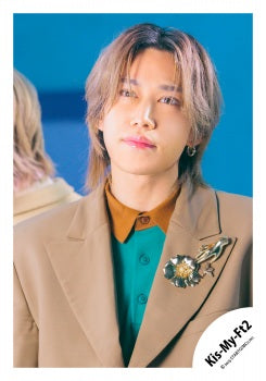 【No.KMF25-427】SINGLE「&Joy」MV & jacket photo off-shot