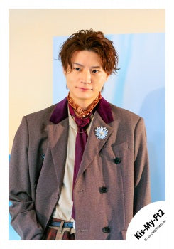 【No.KMF25-445】SINGLE「&Joy」MV & jacket photo off-shot