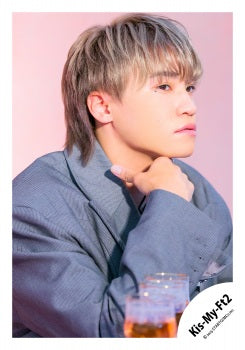 【No.KMF25-474】SINGLE「&Joy」MV & jacket photo off-shot