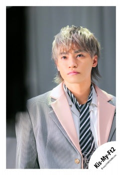 【No.KMF25-478】SINGLE「&Joy」MV & jacket photo off-shot