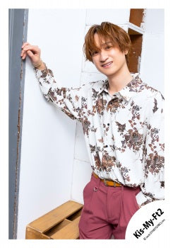 【No.KMF26-182】「Kis-My-Ft2 LIVE TOUR 2026 fan IS ・・・・・・」Goods off-shot