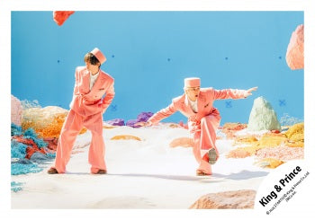 No.KP25-269】Album「STARRING」MV & jacket photo off-shot – FAMILY