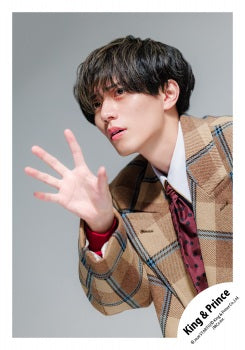 【No.KP26-025】「King & Prince DOME TOUR 2026 STARRING」Goods off-shot