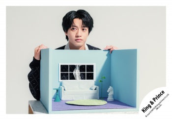 【No.KP26-041】「King & Prince DOME TOUR 2026 STARRING」Goods off-shot