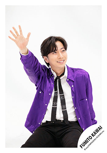 【No.KWF25-011】Fumito KAWAI「Super Q&A」Goods off-shot