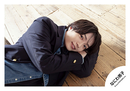 【No.ND25-584】「Naniwa Danshi LIVE TOUR 2025 'BON BON VOYAGE'」Goods off-shot