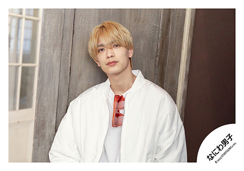 【No.ND25-618】「Naniwa Danshi LIVE TOUR 2025 'BON BON VOYAGE'」Goods off-shot