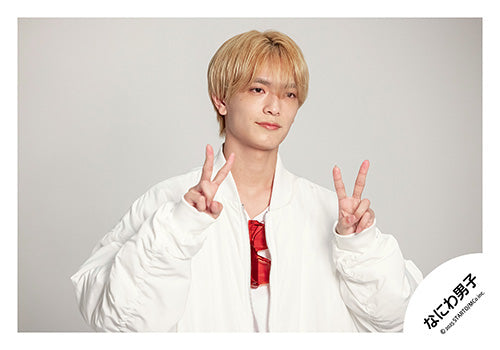 【No.ND25-626】「Naniwa Danshi LIVE TOUR 2025 'BON BON VOYAGE'」Goods off-shot