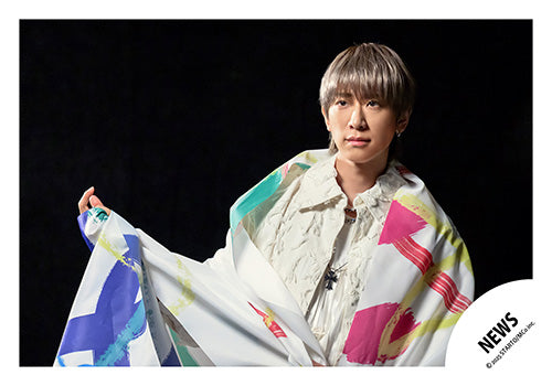 【No.NWS25-149】「NEWS LIVE TOUR 2025 Transformation」Goods off-shot