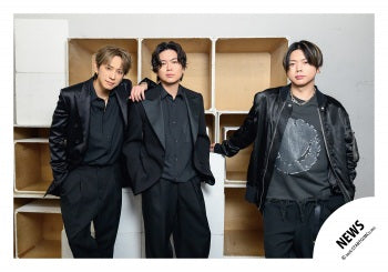 【No.NWS26-205】「NEWS LIVE TOUR 2026 /// KMK」Goods off-shot