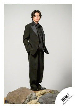 【No.NWS26-218】「NEWS LIVE TOUR 2026 /// KMK」Goods off-shot
