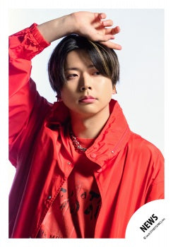 【No.NWS26-230】「NEWS LIVE TOUR 2026 /// KMK」Goods off-shot