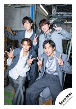 【No.SM25-1155】「Snow Man Dome Tour 2025-2026 ON」Goods off-shot