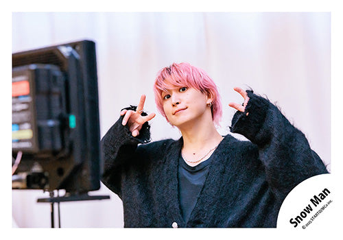 【No.SM25-359】Album「THE BEST 2020 - 2025」MV & jacket photo off-shot