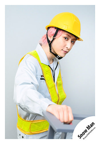 【No.SM25-379】Album「THE BEST 2020 - 2025」MV & jacket photo off-shot