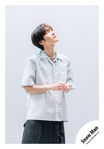 【No.SM25-560】Single「SERIOUS」MV & jacket photo off-shot