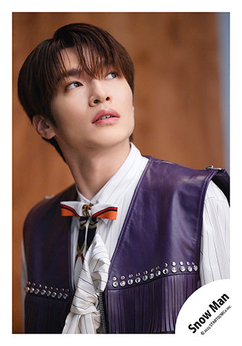 【No.SM25-570】Single「SERIOUS」MV & jacket photo off-shot