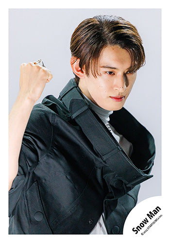 【No.SM25-611】Single「SERIOUS」MV & jacket photo off-shot