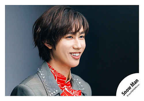 【No.SM25-639】Single「SERIOUS」MV & jacket photo off-shot