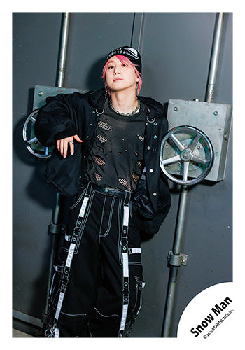 【No.SM25-678】Single「SERIOUS」MV & jacket photo off-shot