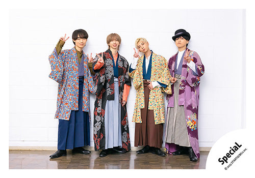 【No.SP25-045】「SpeciaL LIVE 2025 4ever SpeciaL」Goods off-shot
