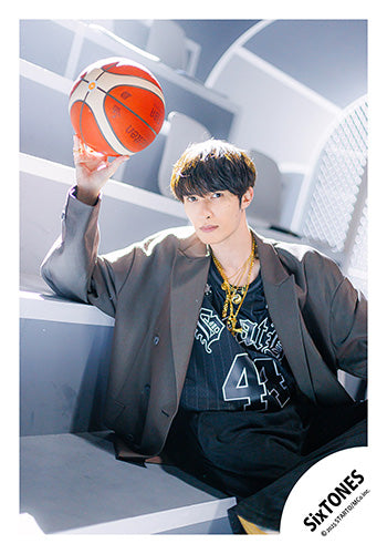 【No.ST25-047】Album「GOLD」MV & jacket photo off-shot