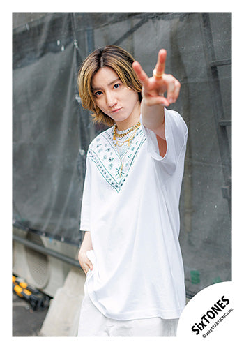 【No.ST25-060】Album「GOLD」MV & jacket photo off-shot