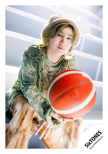 【No.ST25-067】Album「GOLD」MV & jacket photo off-shot