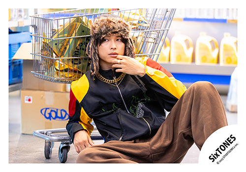 【No.ST25-082】Album「GOLD」MV & jacket photo off-shot