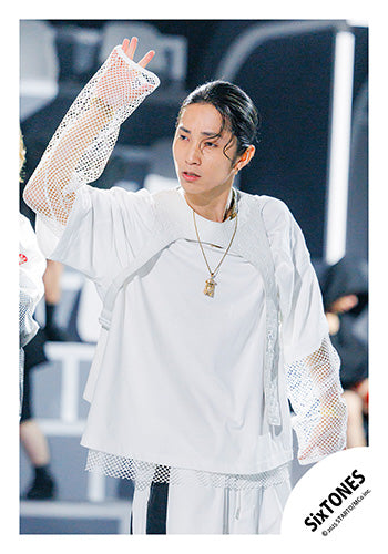 【No.ST25-145】Album「GOLD」MV & jacket photo off-shot