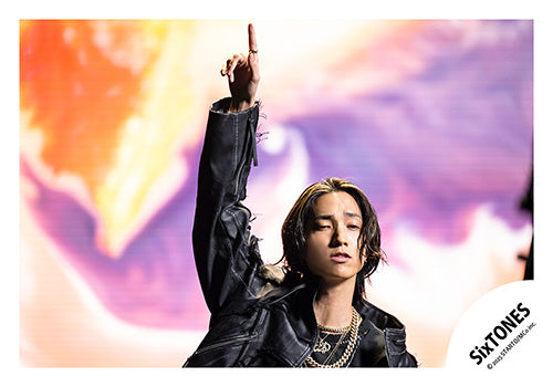 【No.ST25-151】Album「GOLD」MV & jacket photo off-shot