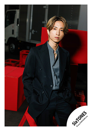 【No.ST25-555】Single「BOYZ」MV & jacket photo off-shot