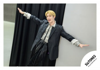 【No.ST26-024】「MILESixTONES」Goods off-shot