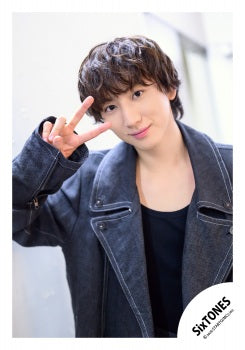 【No.ST26-589】「MILE SixTONES (Stadium Tour)」Goods off-shot