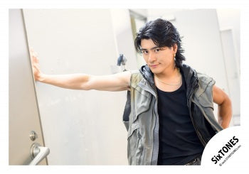 【No.ST26-607】「MILE SixTONES (Stadium Tour)」Goods off-shot