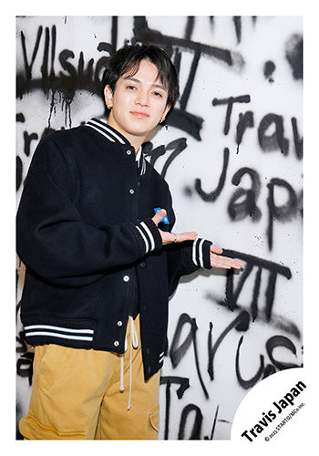 【No.TJ25-025】「Travis Japan Concert Tour 2025 VIIsual」Goods off-shot