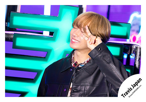 【No.TJ25-041】「Travis Japan Concert Tour 2025 VIIsual」Goods off-shot