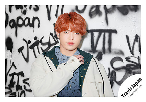 【No.TJ25-081】「Travis Japan Concert Tour 2025 VIIsual」Goods off-shot