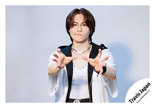 【No.TJ25-296】DIGITAL SINGLE「Would You Like One?」MV & jacket photo off-shot