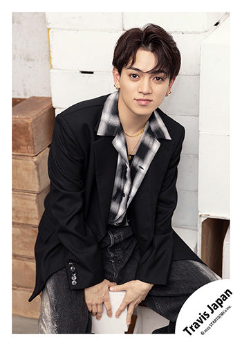 【No.TJ25-369】「Travis Japan World Tour 2025 VIIsual」Goods off-shot