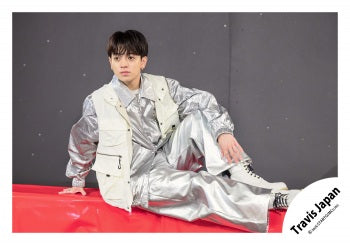 【No.TJ26-033】「Travis Japan Concert Tour 2026 ’s travelers」Goods off-shot