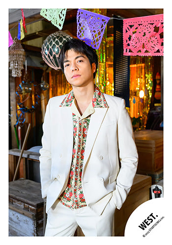 【No.WES25-033】Album「A.H.O. -Audio Hang Out-」MV & jacket photo off-shot