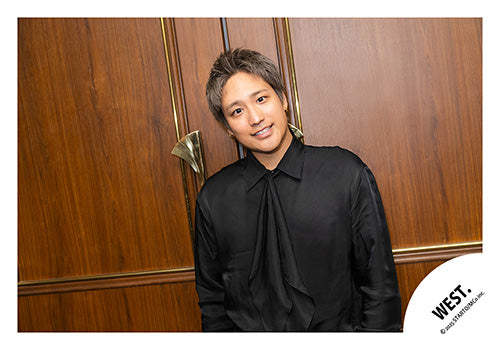 【No.WES25-078】Album「A.H.O. -Audio Hang Out-」MV & jacket photo off-shot