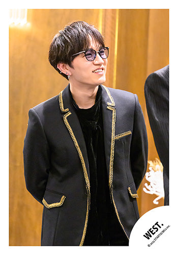 【No.WES25-131】Album「A.H.O. -Audio Hang Out-」MV & jacket photo off-shot