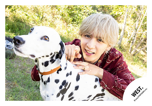 【No.WES25-143】Album「A.H.O. -Audio Hang Out-」MV & jacket photo off-shot