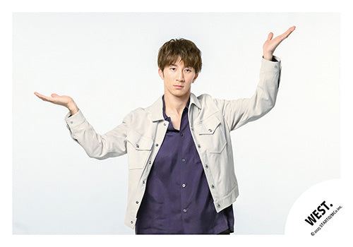 【No.WES25-286】「WEST. LIVE TOUR 2025 A.H.O. -Audio Hang Out-」Goods off-shot