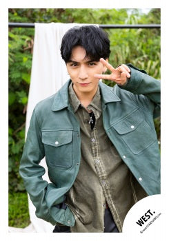 【No.WES26-140】Album「One of a kind」MV & jacket photo off-shot