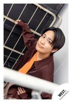 【No.WES26-216】「WEST. LIVE TOUR 2026 Yuiitsu-Muni」Goods off-shot