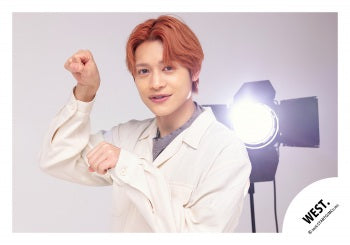 【No.WES26-228】「WEST. LIVE TOUR 2026 Yuiitsu-Muni」Goods off-shot