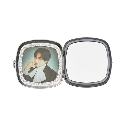 Compact Mirror